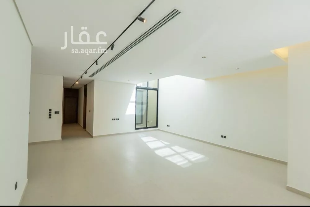 4 bedroom floor in Al Aridh 6