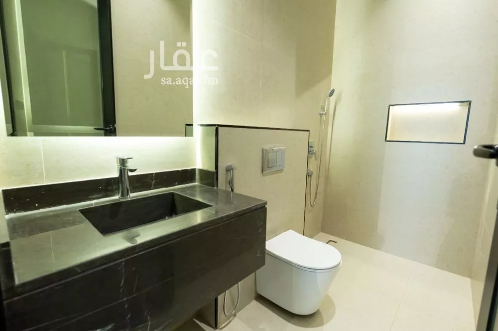 4 bedroom floor in Al Aridh 9