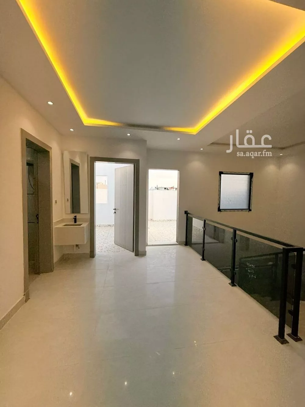 5 bedroom floor in Taibah 11
