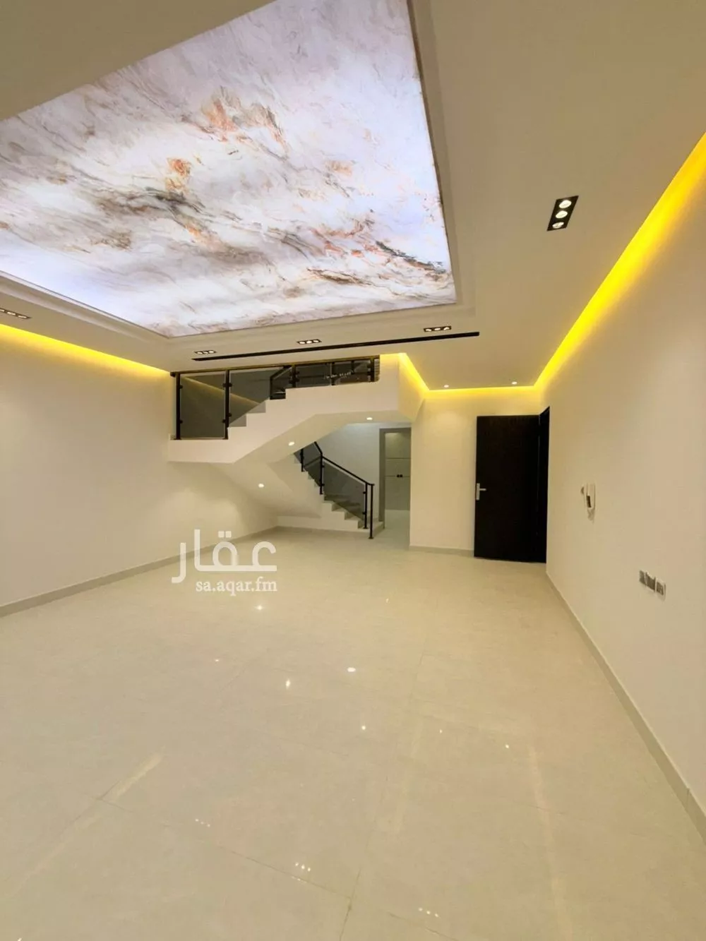 5 bedroom floor in Taibah 5
