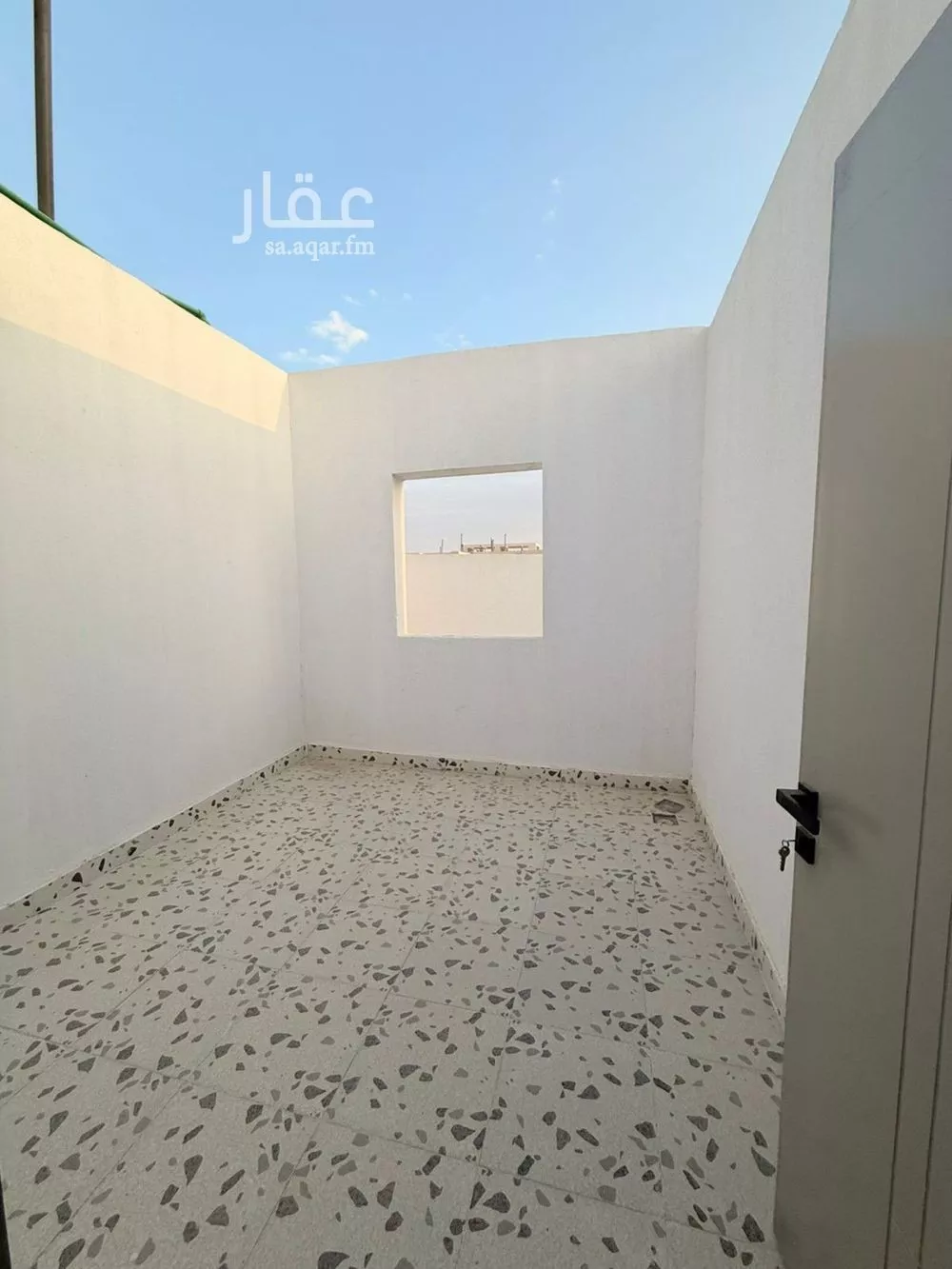 5 bedroom floor in Taibah 8