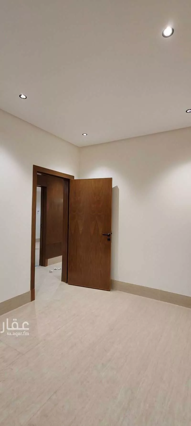 5 bedroom floor in Dahiat Namar 13