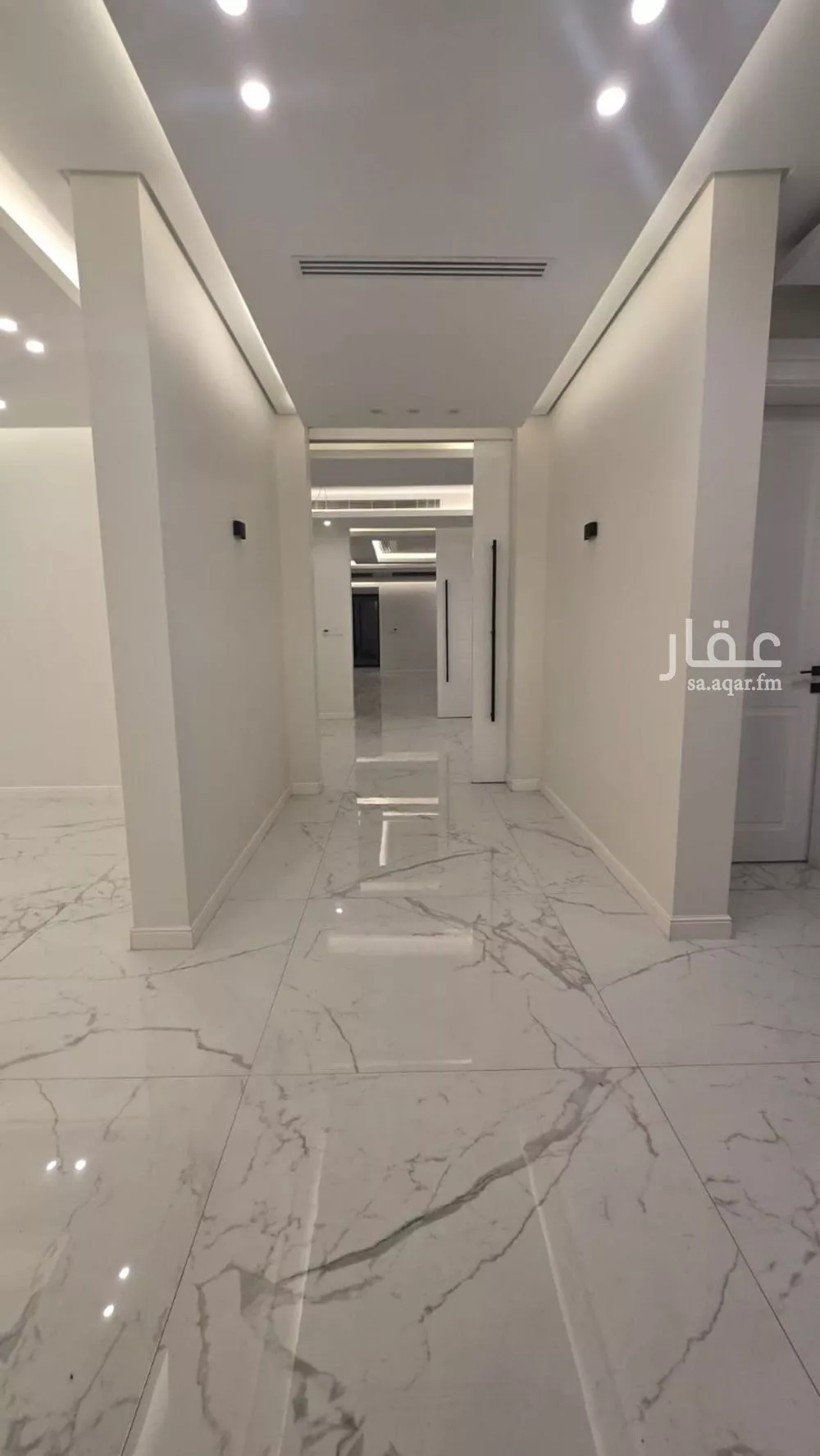 3 bedroom villa in As Sadafah, Eastern Province 2