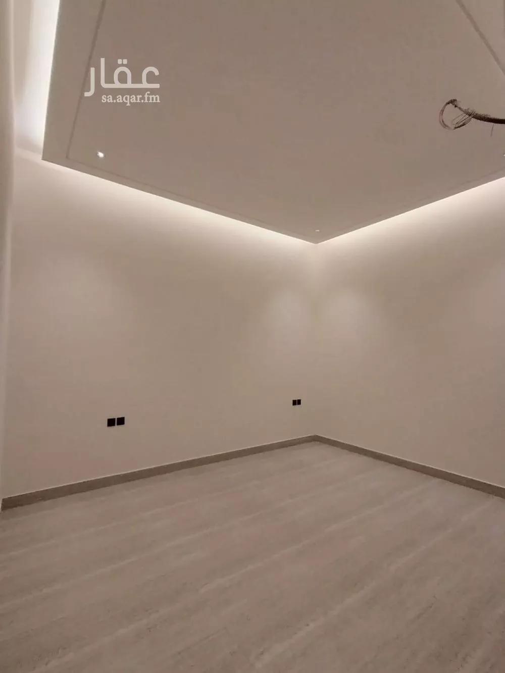 5 bedroom floor in Al Munsiyah 5