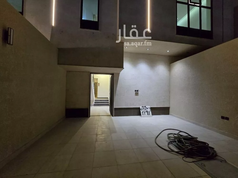 3 bedroom floor in Tuwaiq 15