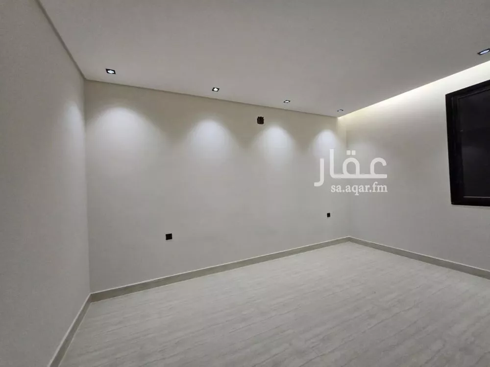 3 bedroom floor in Tuwaiq 7
