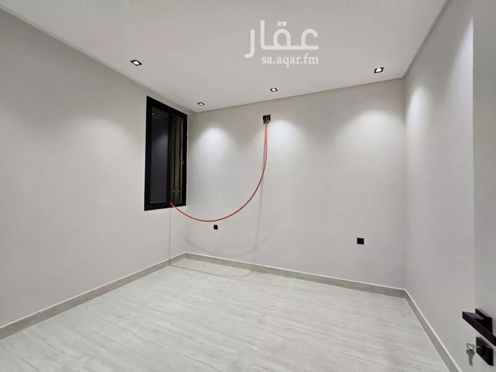 3 bedroom floor in Tuwaiq 10