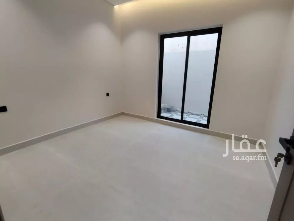 3 bedroom floor in As Suwaidi 12