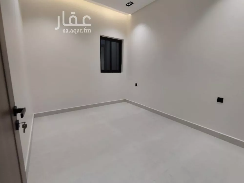 3 bedroom floor in As Suwaidi 6