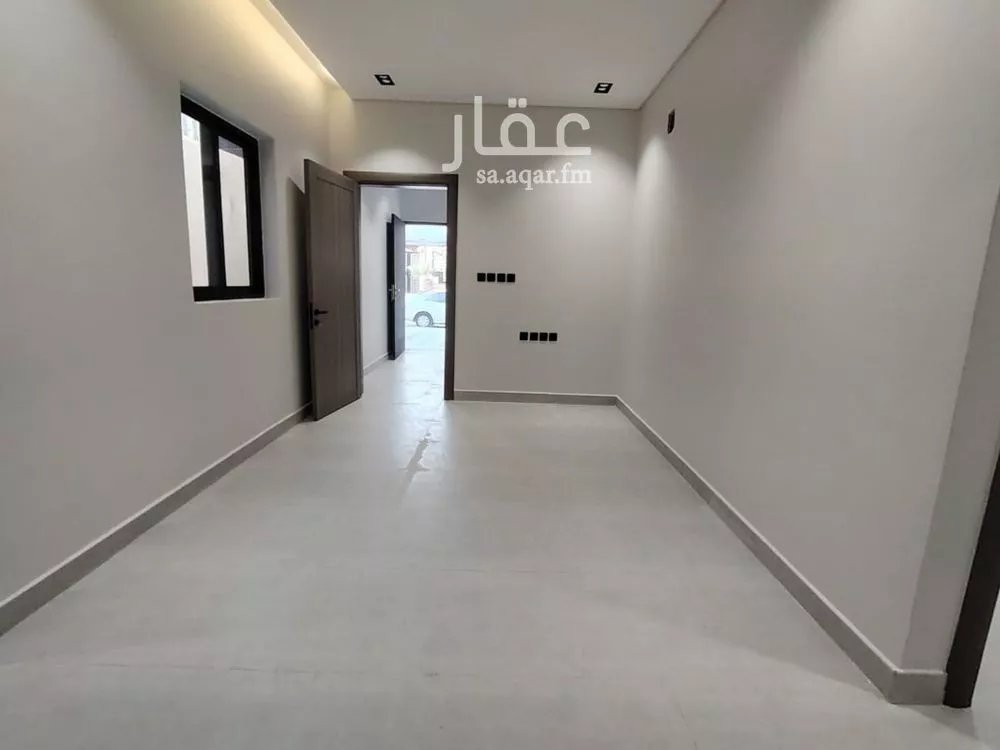 3 bedroom floor in As Suwaidi 10