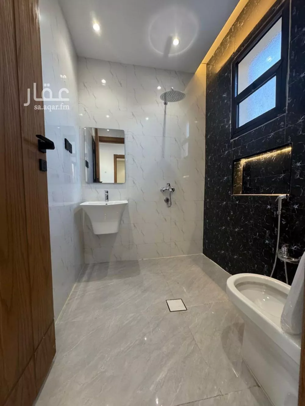 دور 5 غرف في عكاظ 24
