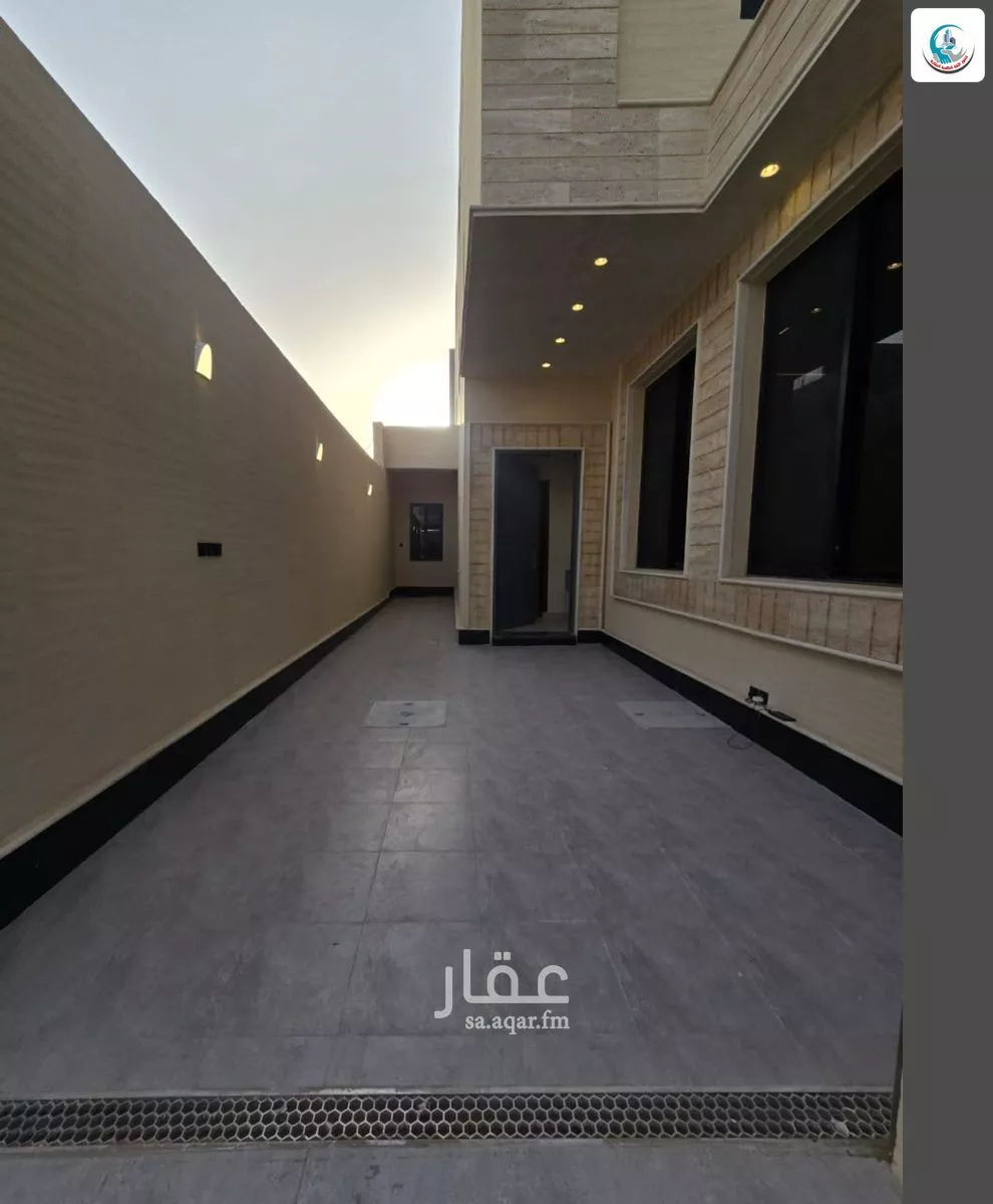5 bedroom floor in Ash Sharq 5