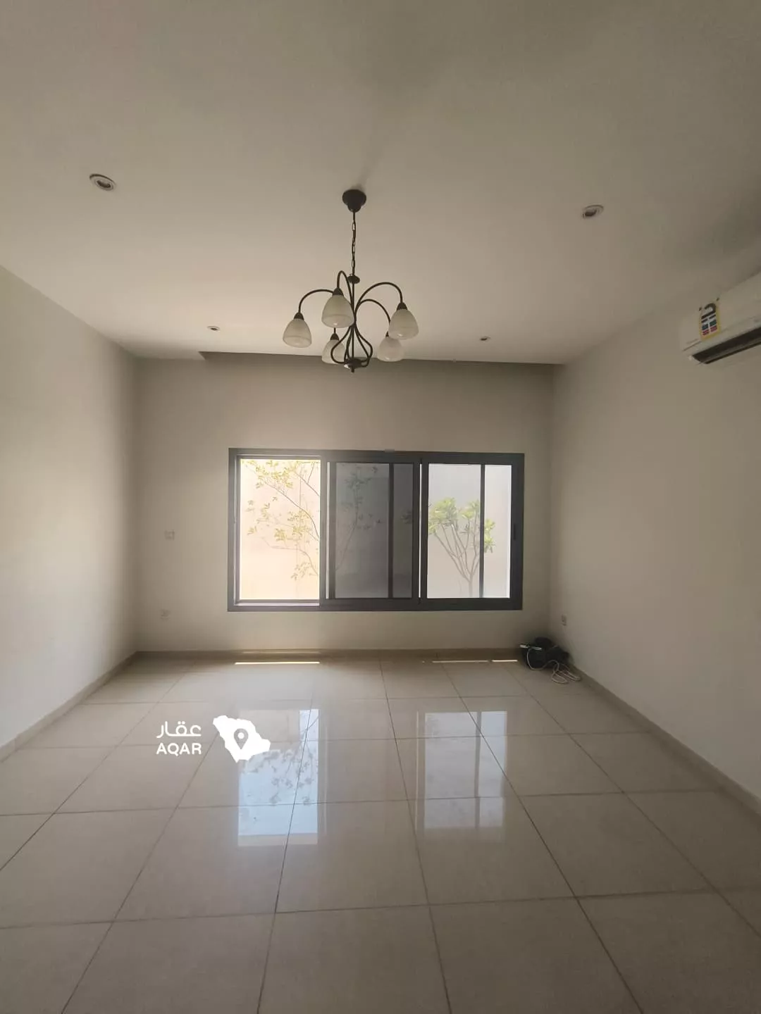 5 bedroom villa in Aramco, Eastern Province 11