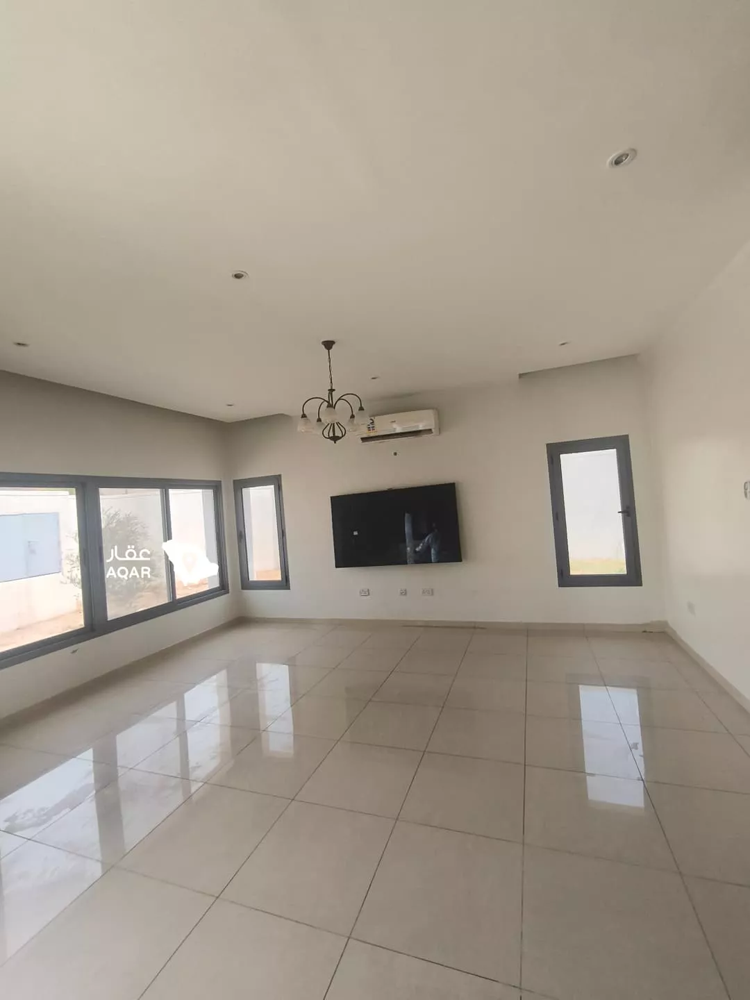 5 bedroom villa in Aramco, Eastern Province 16