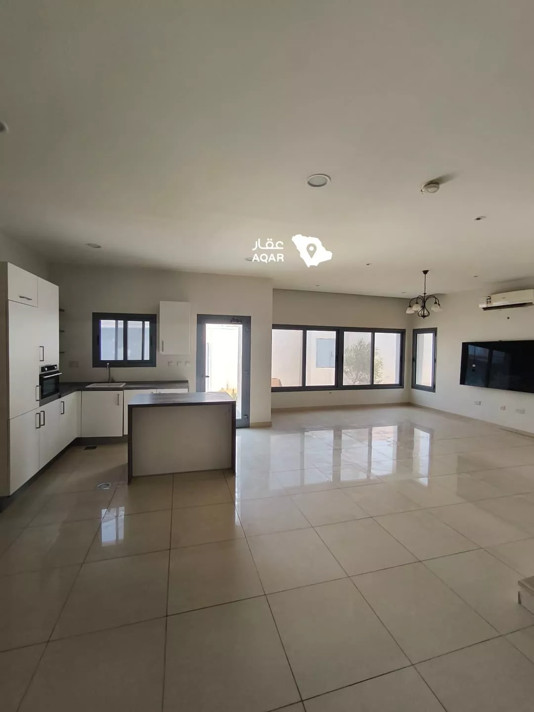 5 bedroom villa in Aramco, Eastern Province 8