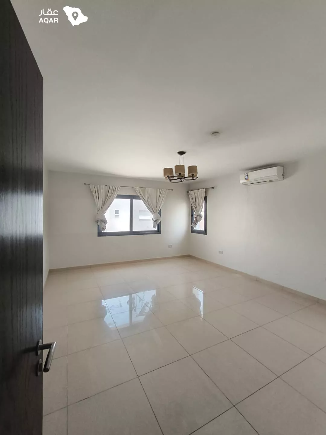 5 bedroom villa in Aramco, Eastern Province 3