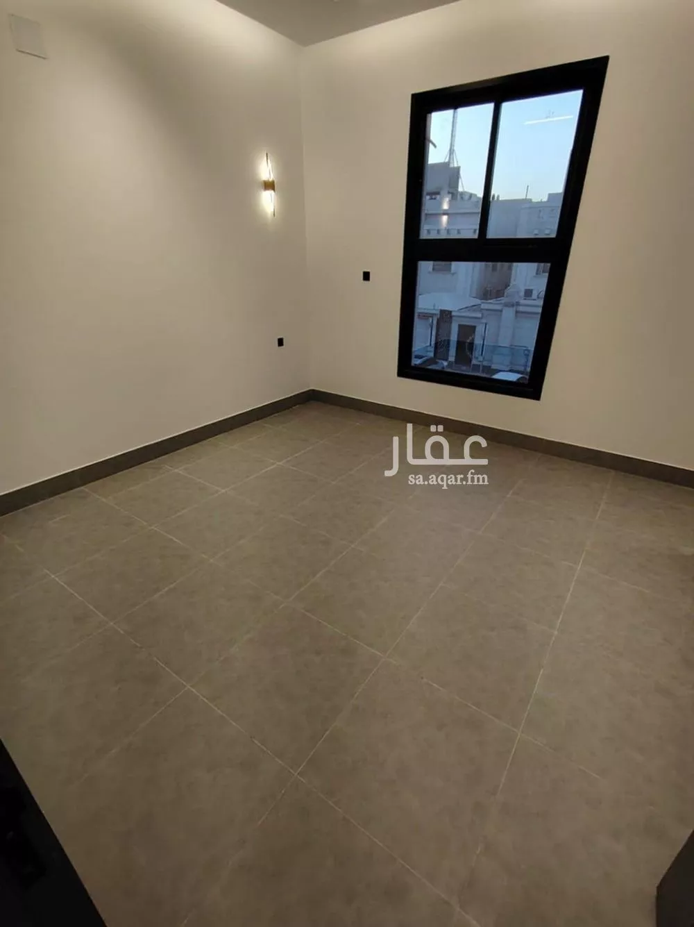 دور 3 غرف في المونسية 10