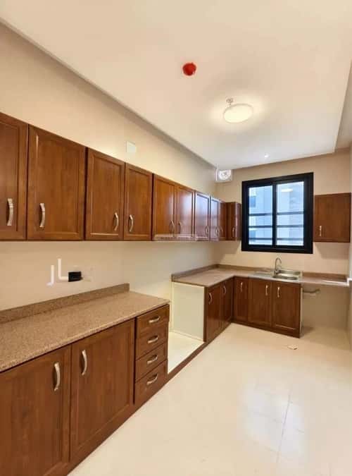 3 bedroom apartment in Al Rawdah 1