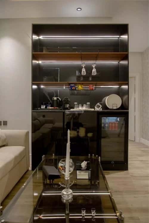 1 bedroom apartment in Al Malqa 8