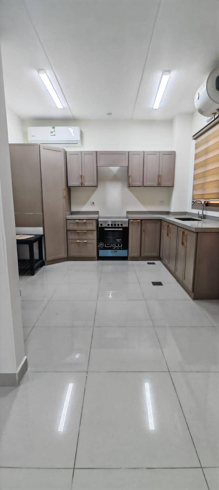 4 bedroom villa in Al Iskan Ash Shamali, Eastern Province 2