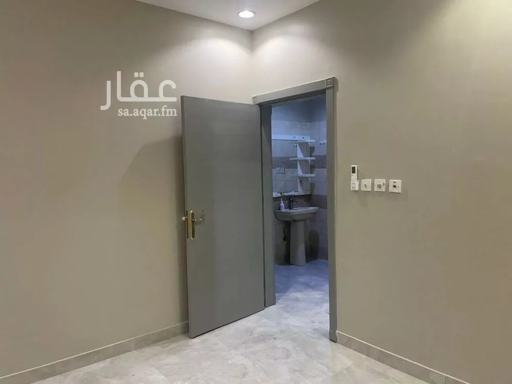 3 bedroom apartment in Al Uraija Al Gharbi, Riyadh 5
