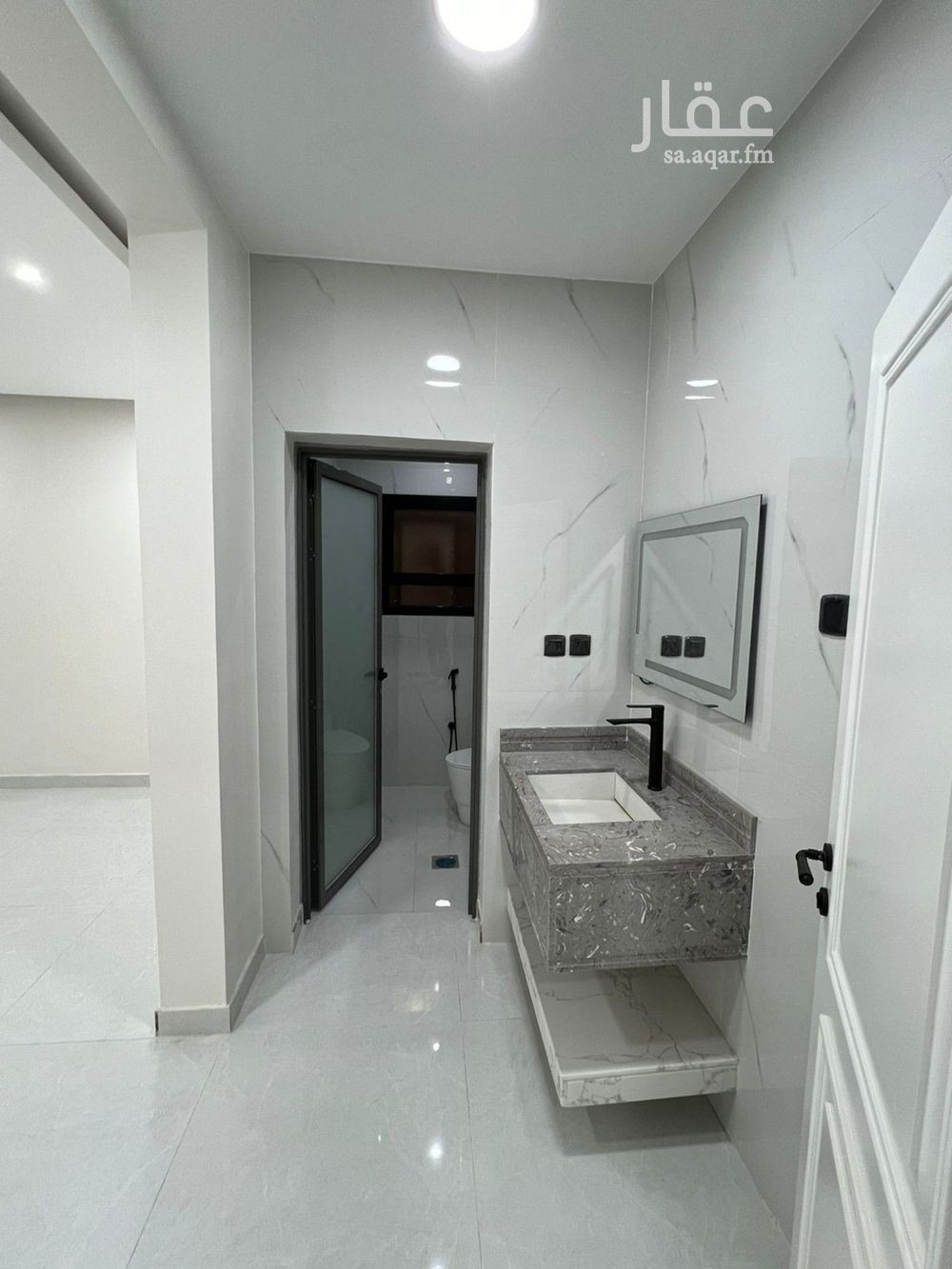 5 bedroom apartment in Al Jawharah, Eastern Province 3