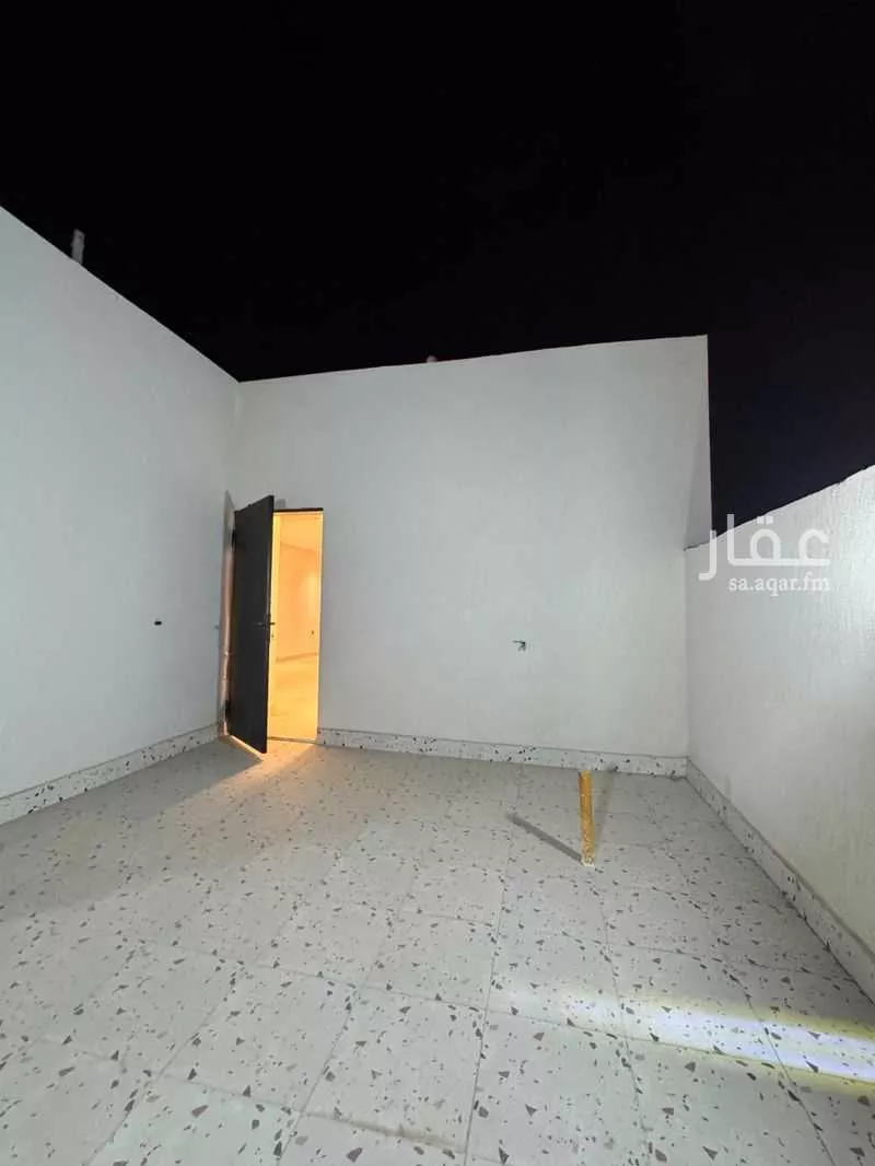 دور 5 غرف في ديراب 19