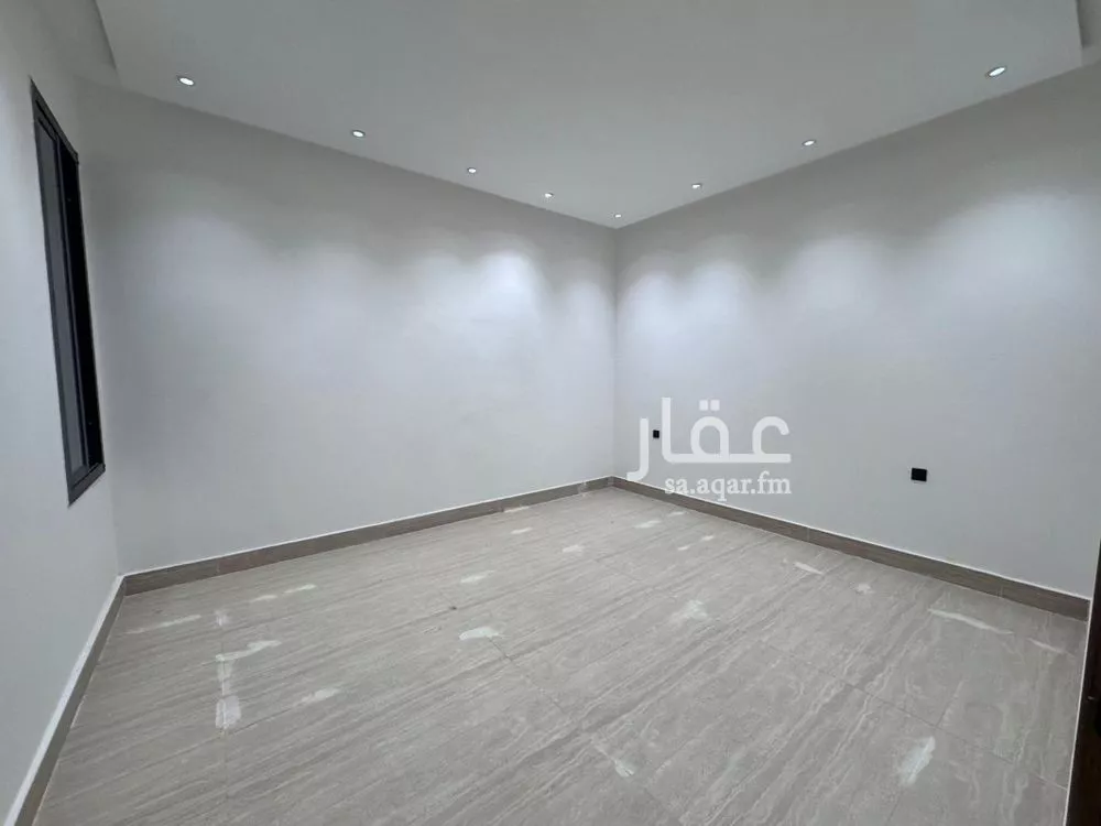 5 bedroom floor in Tuwaiq 6