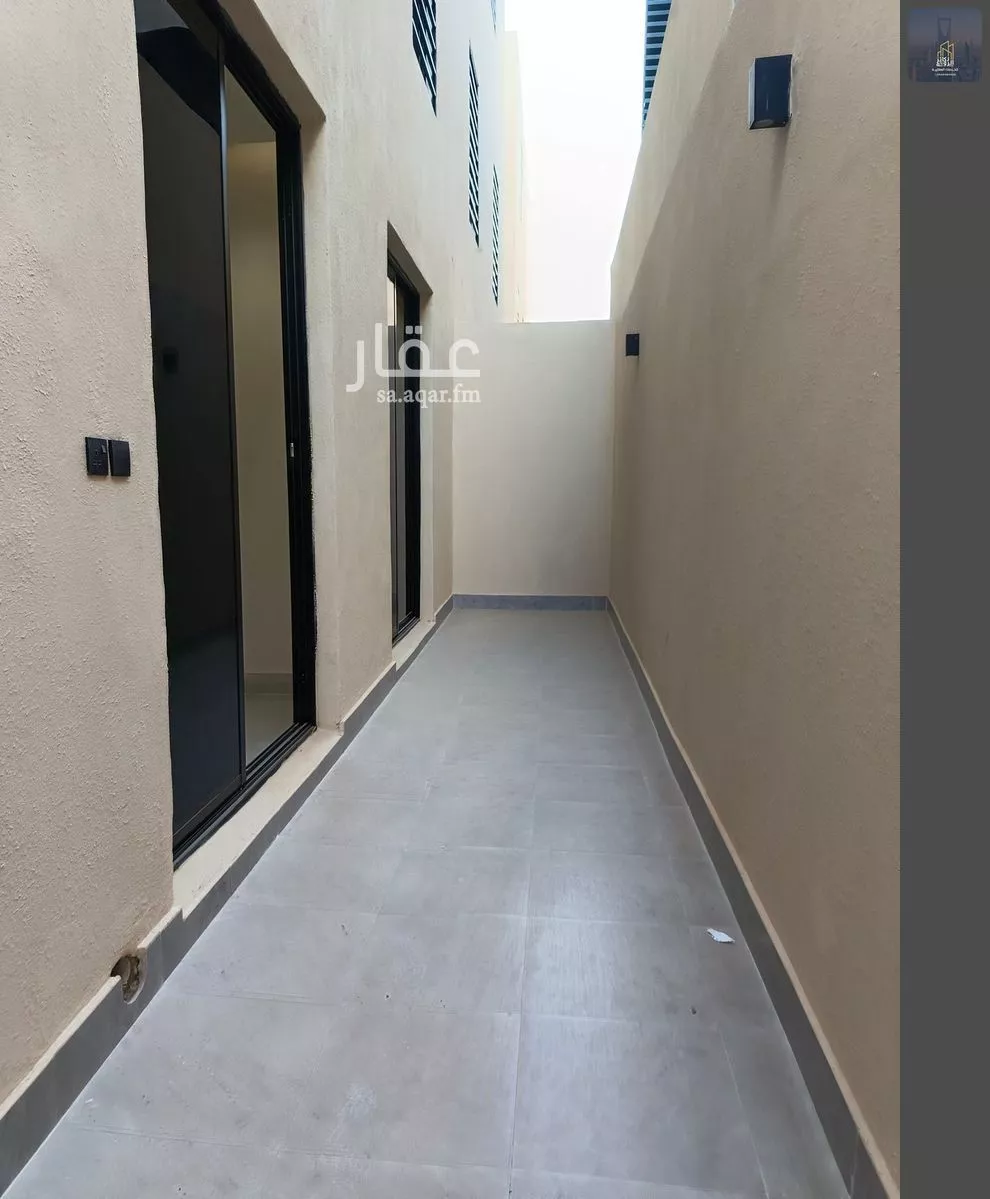 7 bedroom floor in Al Janadriyah 11
