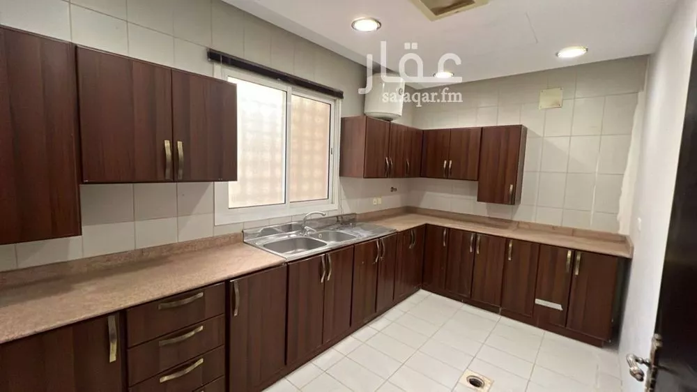 3 bedroom floor in Al Yasmin 4