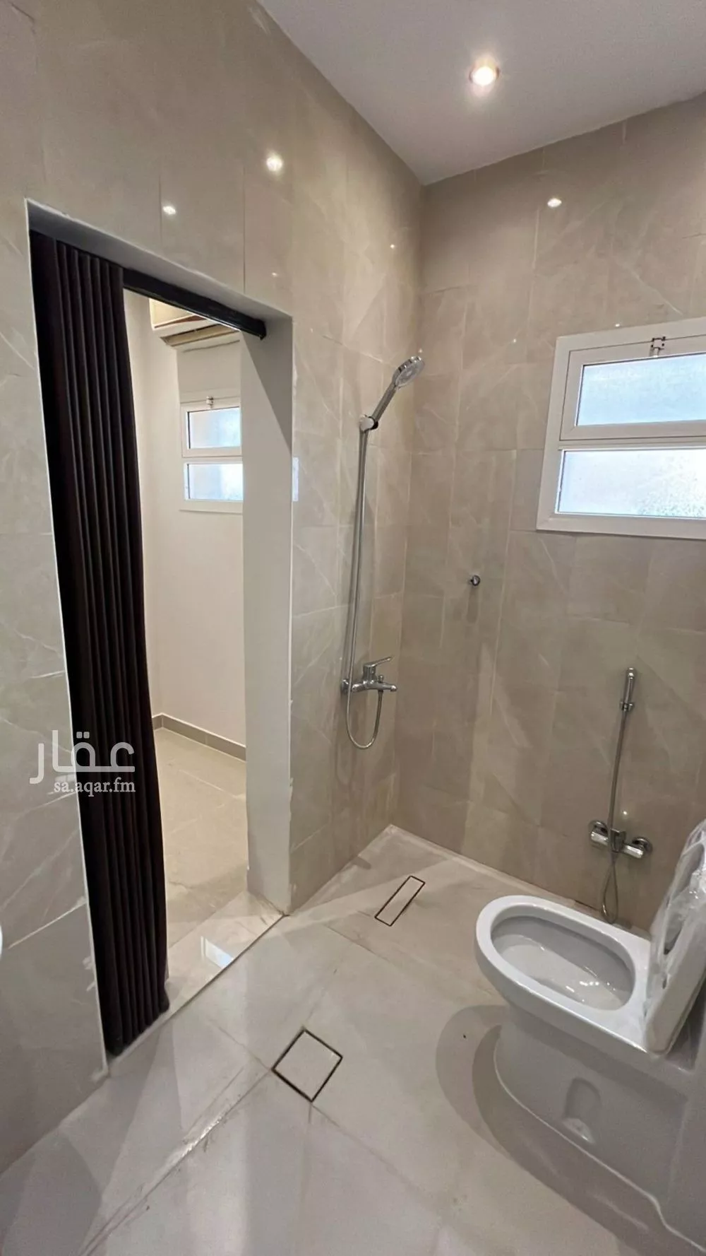 3 bedroom floor in Al Yasmin 6