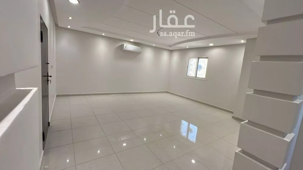 3 bedroom floor in Al Yasmin 10