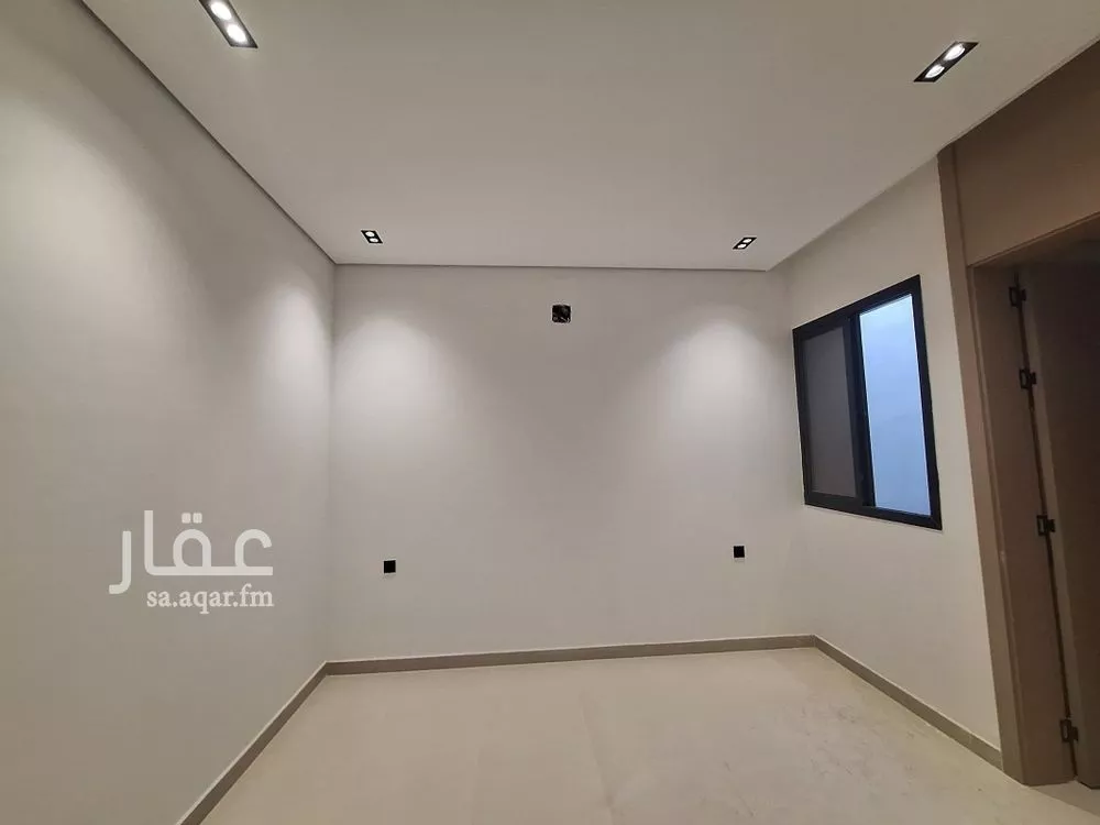 3 bedroom floor in Tuwaiq 11