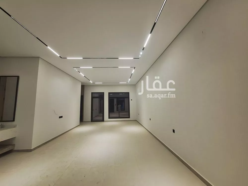 3 bedroom floor in Tuwaiq 12