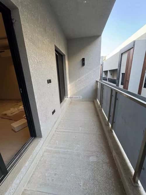 3 bedroom apartment in Al Rawdah 4