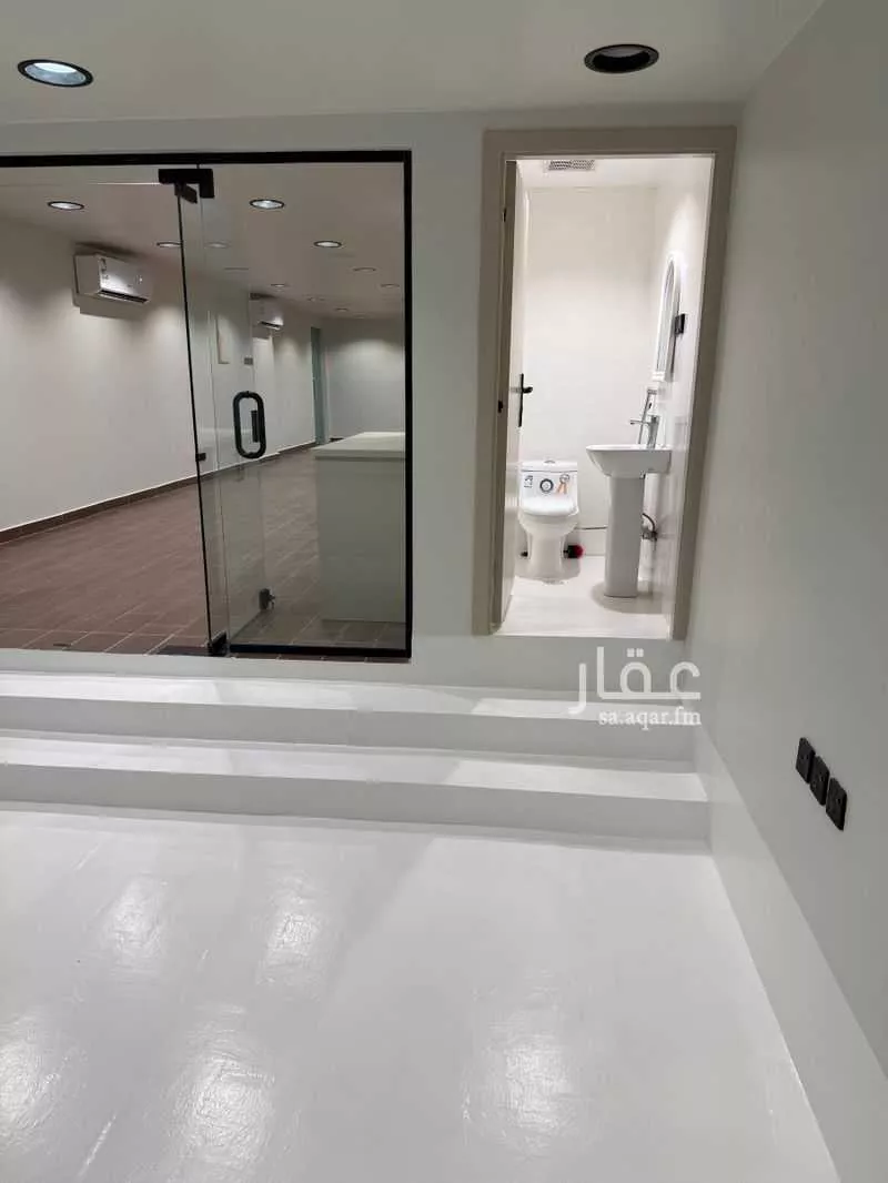 1 bedroom office in Al Zahra, Jeddah 8