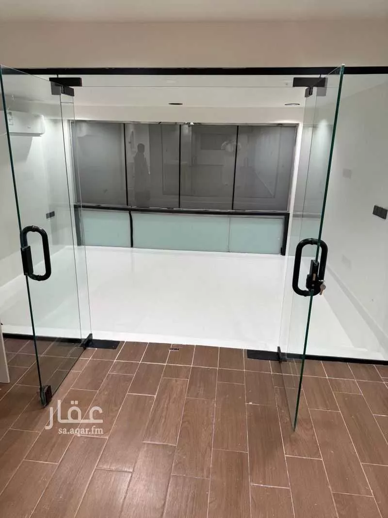 1 bedroom office in Al Zahra, Jeddah 4