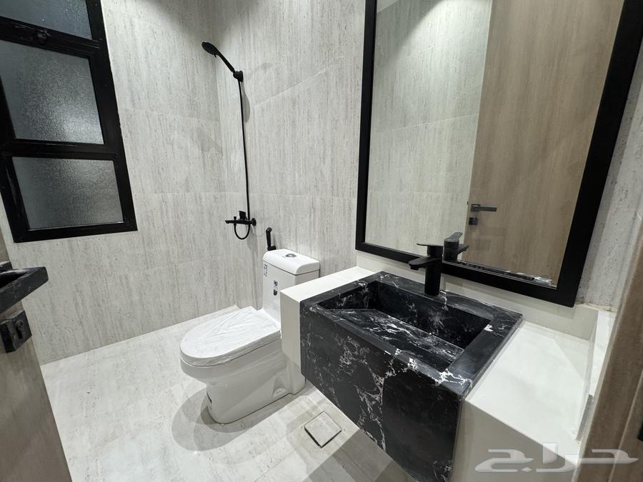 apartment in Bani Bayadah, Madinah 11