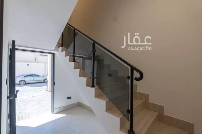 3 bedroom floor in Al Olaya 6