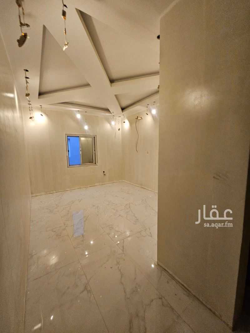 فيلا 4 غرف في الشعلة، الدمام 6