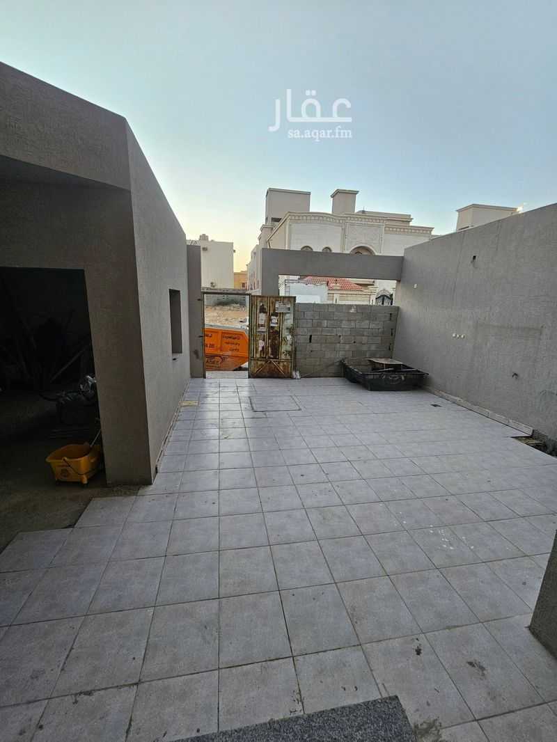 فيلا 4 غرف في الشعلة، الدمام 5