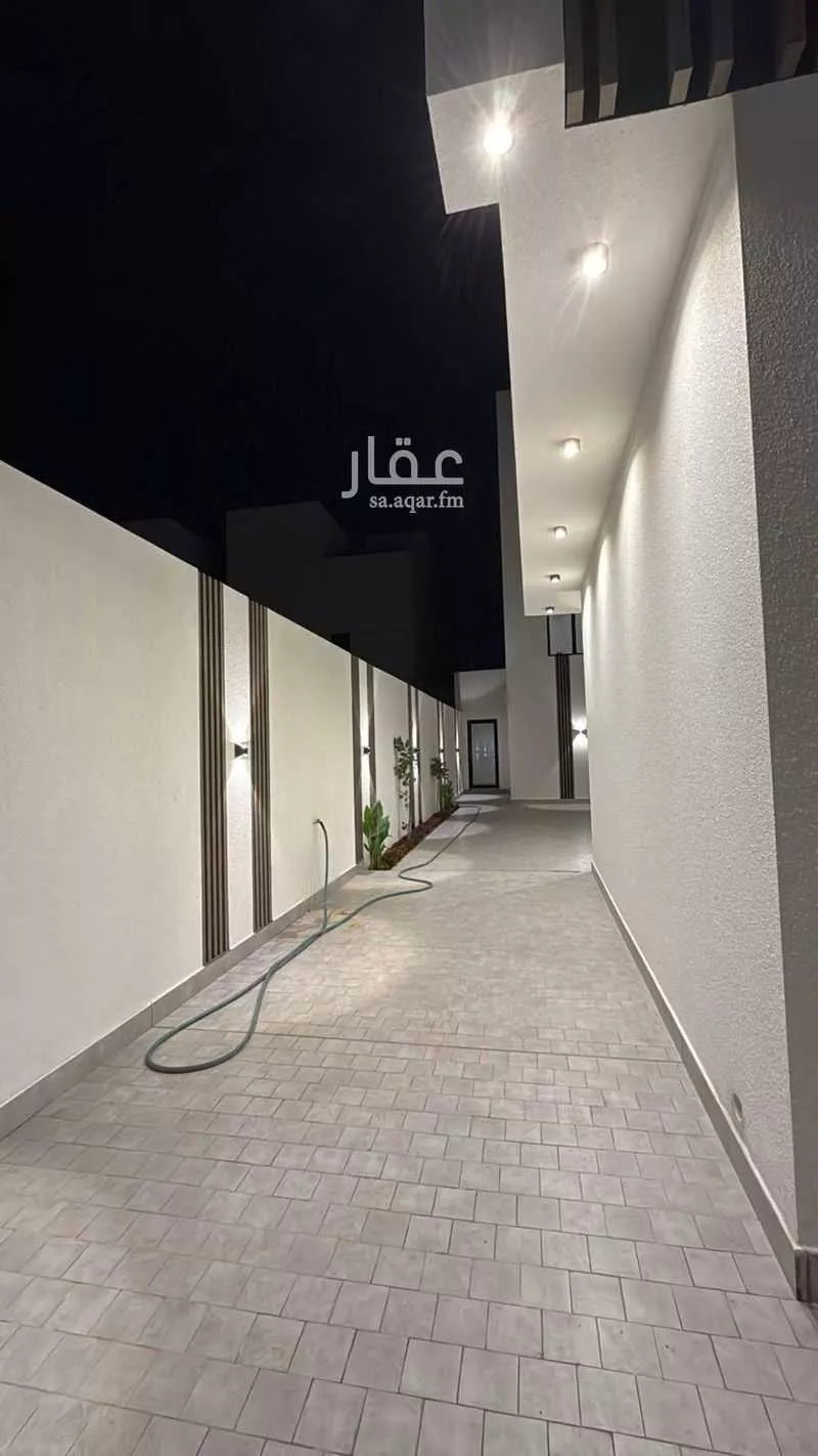 4 bedroom villa in Al Fanar, Eastern Province 3