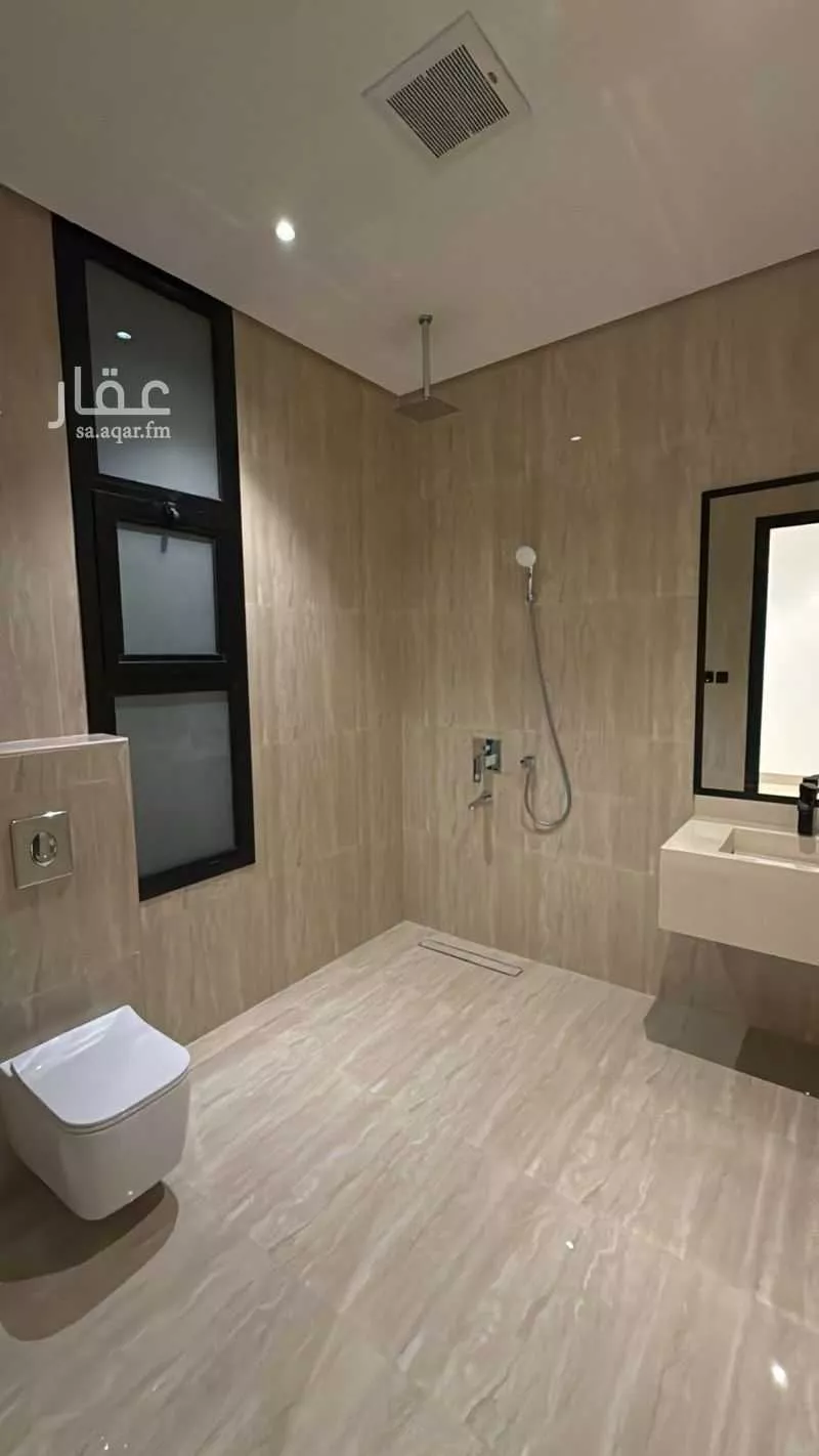 4 bedroom villa in Al Fanar, Eastern Province 16