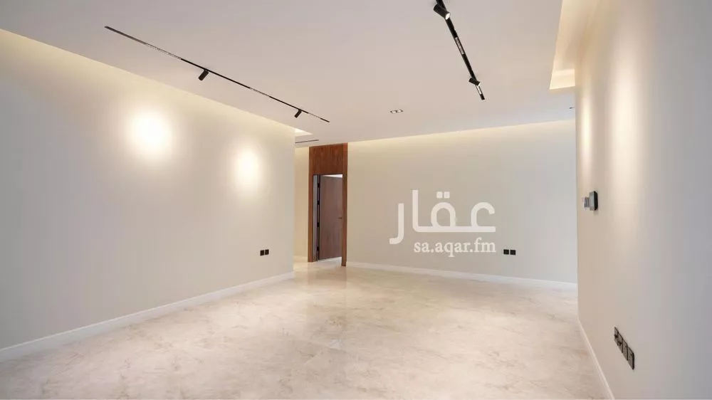 دور 3 غرف في العارض 8