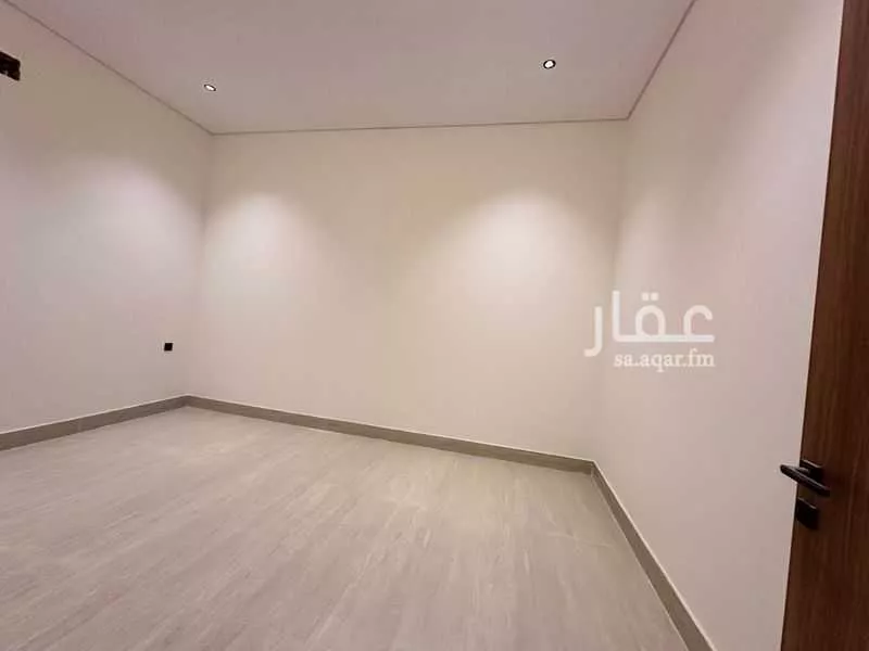 5 bedroom floor in Dahiat Namar 8