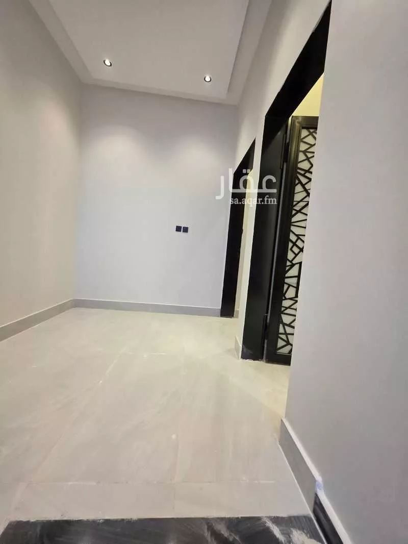 5 bedroom floor in Badr 4