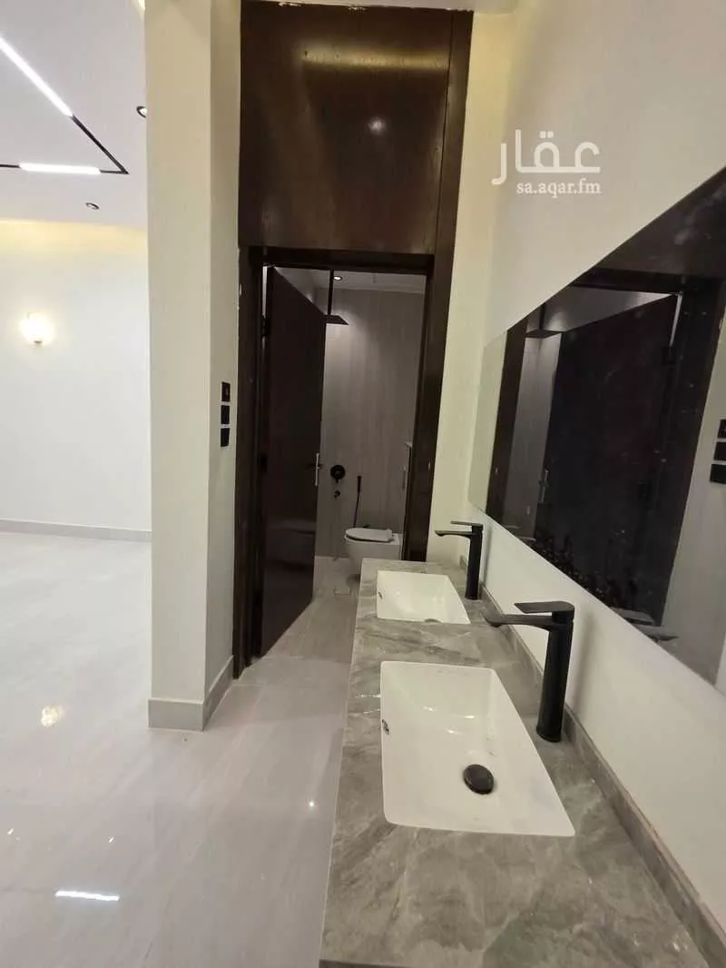 5 bedroom floor in Badr 5