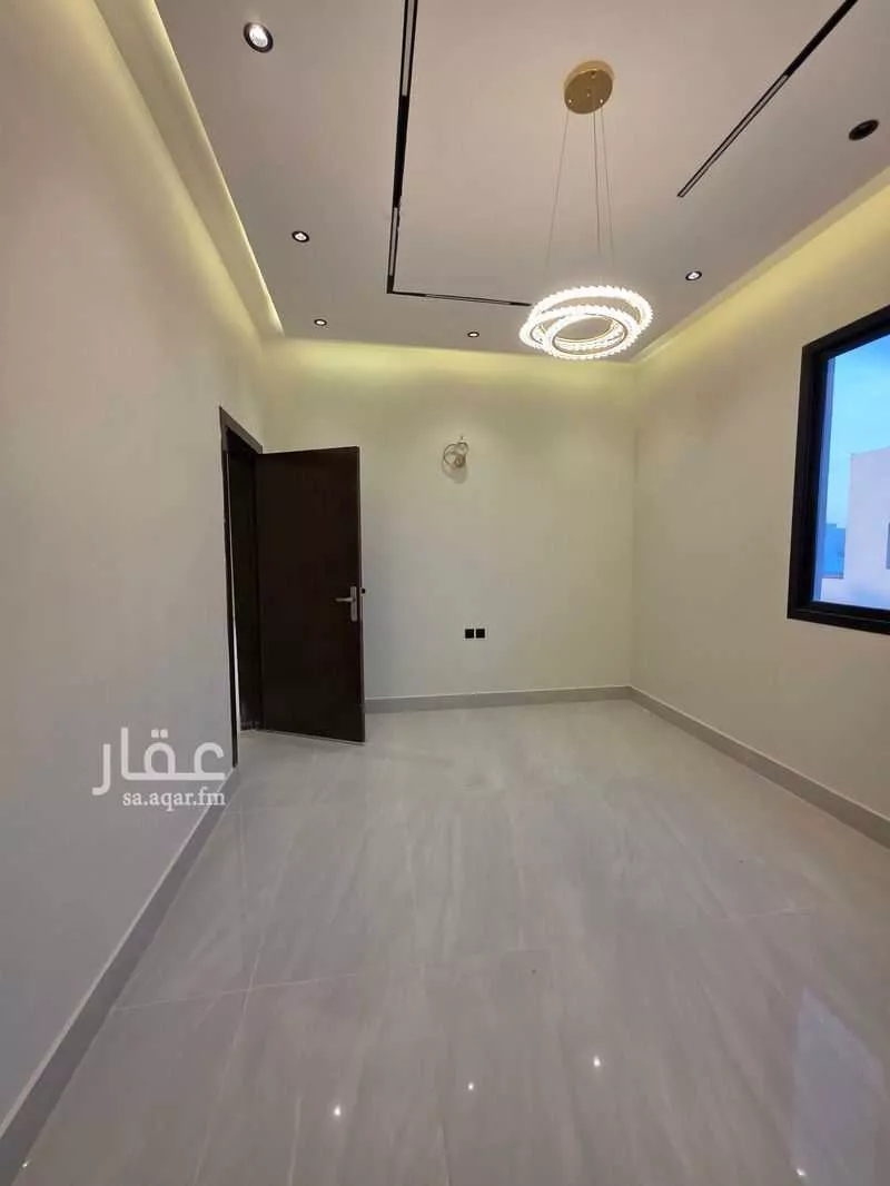 5 bedroom floor in Badr 8