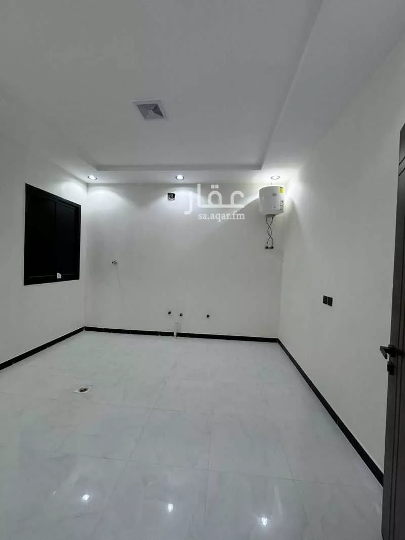 6 bedroom floor in Badr 8