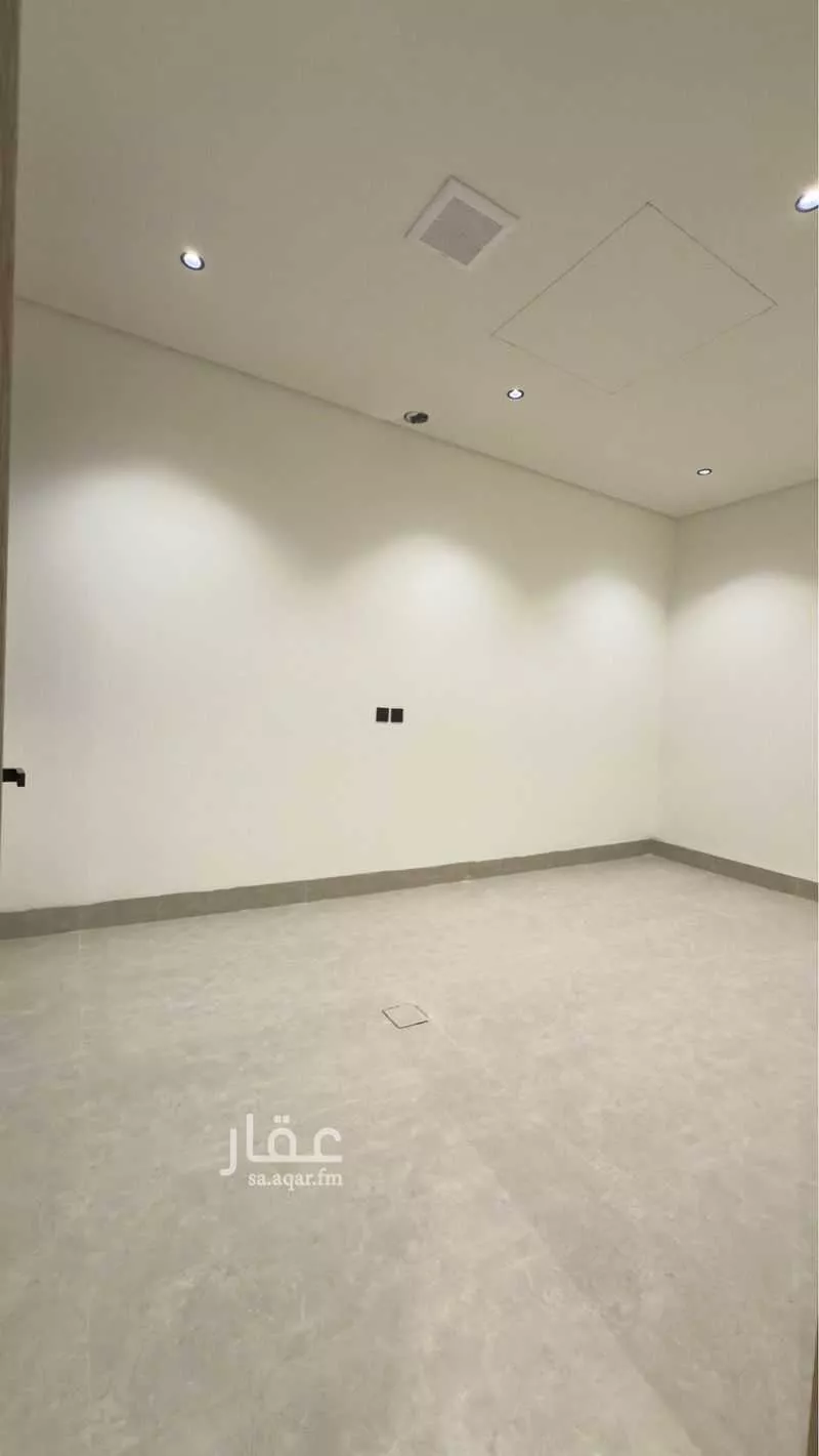 4 bedroom floor in As Suwaidi Al Gharabi 8